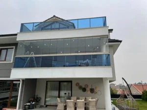 Katlanır Cam Balkon Kapama Hizmeti Veriyoruz